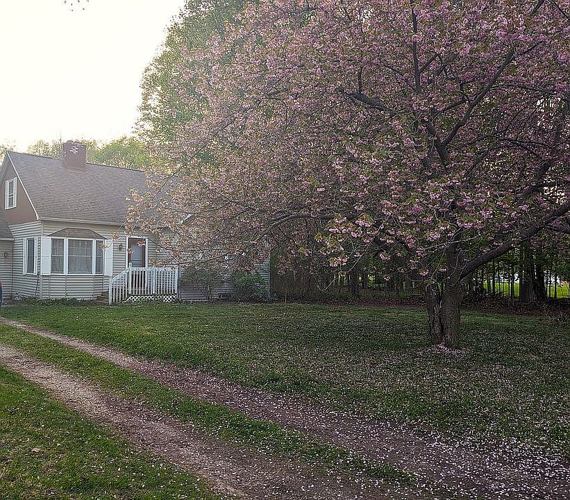 1st image of 5275 Scenic Dr