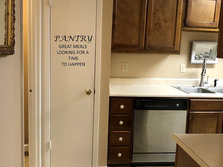 3515 Sable Palm Ln #G — Photo 6