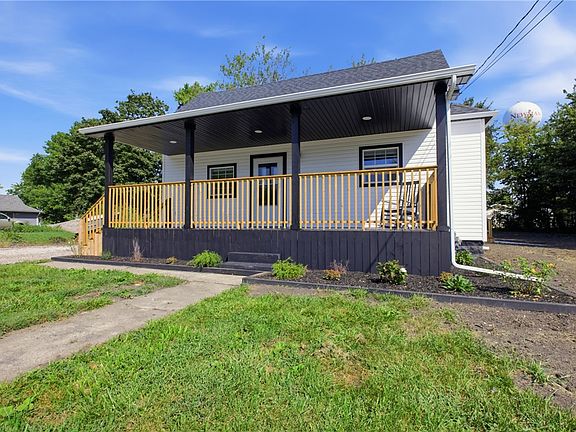 2nd image of 609 W Green St