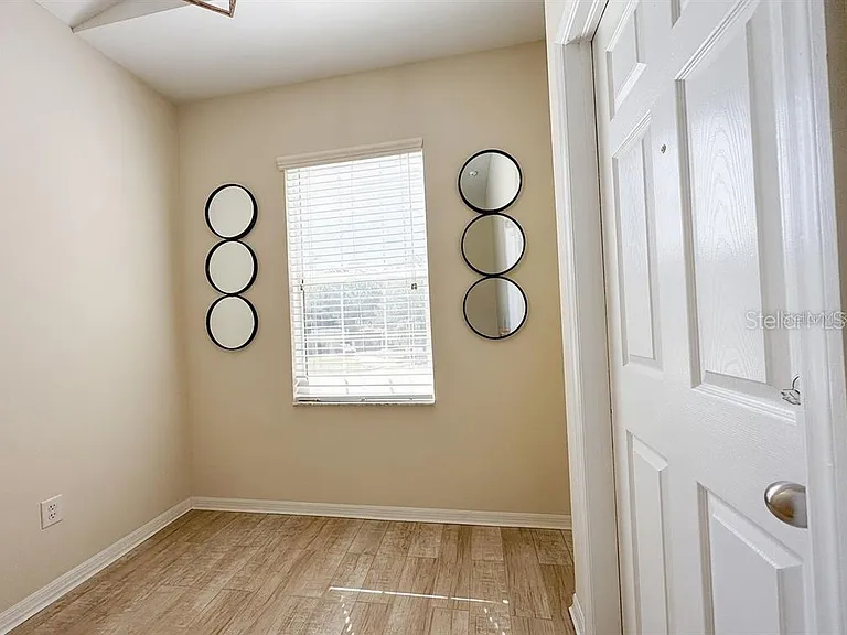 21915 Bell Lake Rd #2 — Photo 4