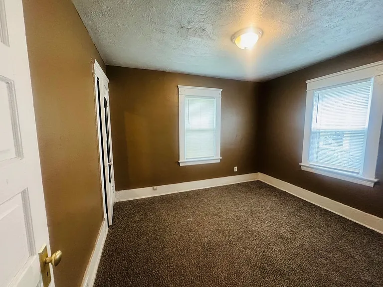 1056 E 99 ST. Cleveland, OH 44108 — Photo 13