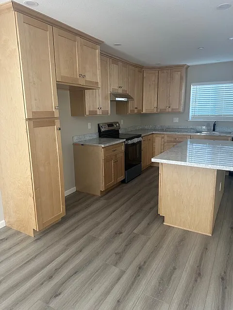 2 bed, 1.5 bath, 900 sqft, $2,900 — Photo 1