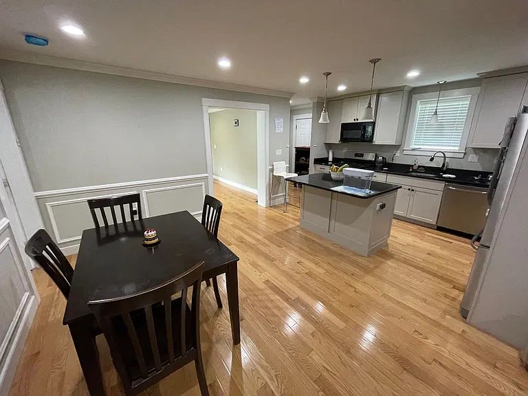 31 Court St #A — Photo 5