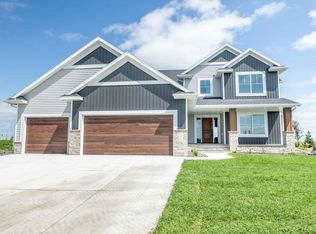 8030 59th St S, Horace, ND 58047