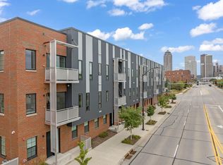 400 SW 7th St #201, Des Moines, IA 50309