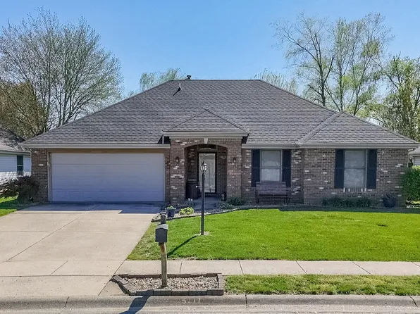5717 Lincoln Pointe Blvd, Evansville, IN 47715