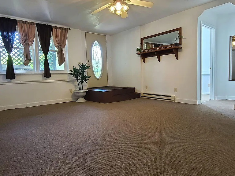 418 S 5th St #2 — Photo 3