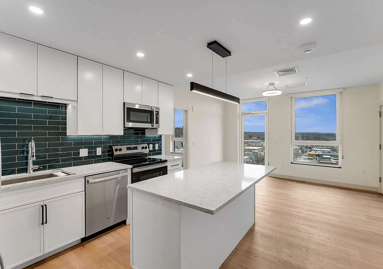 Bank Street Apartments at Burlington Square — Photo 1