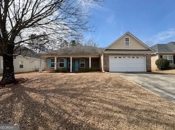 127 Autumn Glen Dr, Carrollton, GA 30117