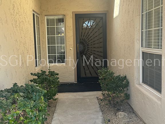 2nd image of 11548 N 114th Pl