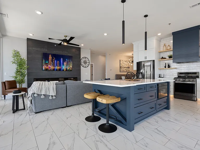 724 Stony Point Trl #23 — Photo 8