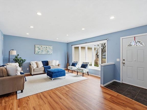 3rd image of 126 Merryturn Road