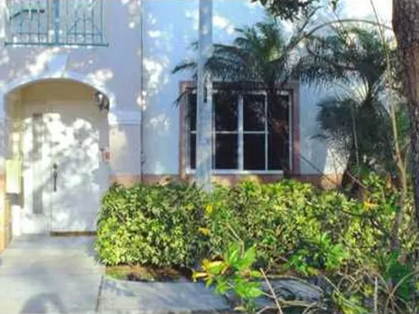 2125 NW 77th Way APT 103, Hollywood, FL 33024