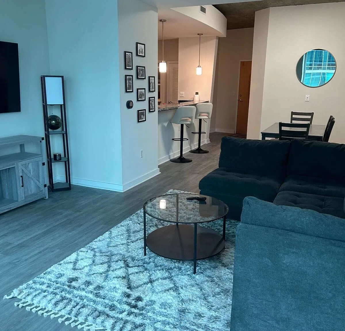 2 bed, 2.0 bath, $3,200 — Photo 2