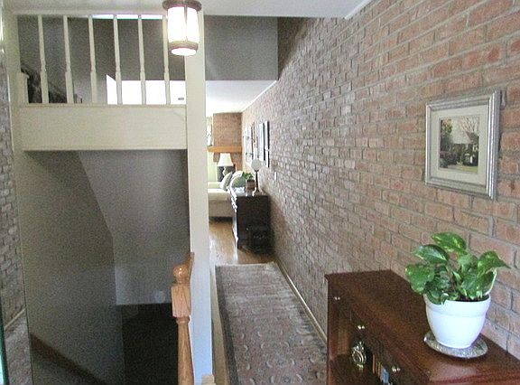 2nd image of 1715 Wildberry Dr Unit D