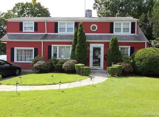 6 Minivale Rd, Stamford, CT 06907