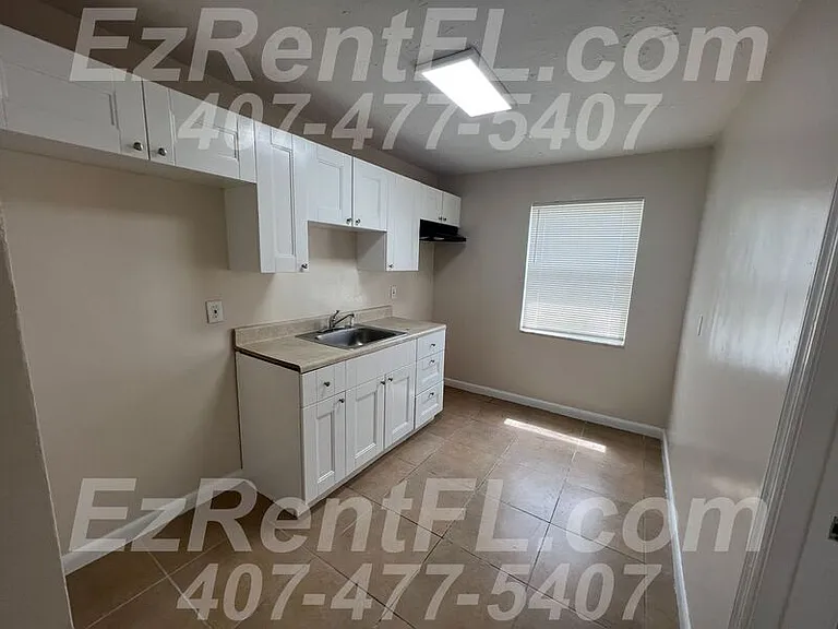 544 19th St #C — Photo 5