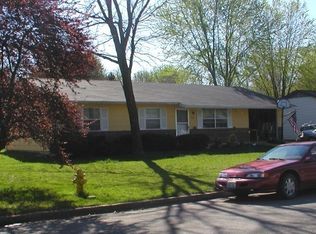 404 Old English Rd, Rolla, MO 65401