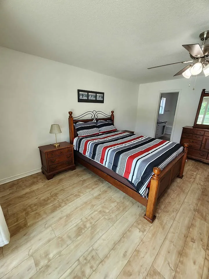 4 bed, 2149 sqft, $750 — Photo 2