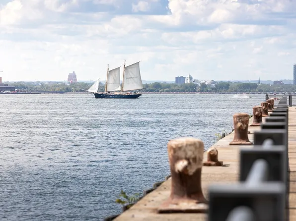 15 Bridge Park Dr image 17 of 30