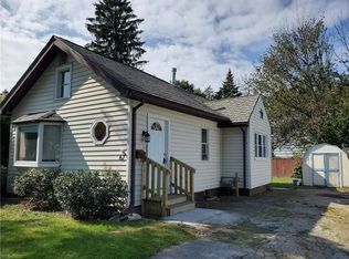 67 Sea View Ave, Rochester, NY 14622