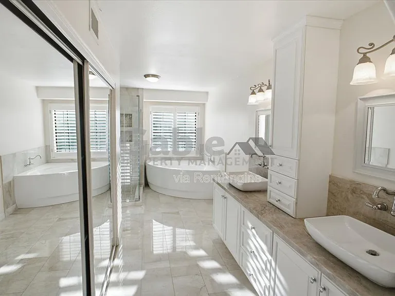 25344 Irving Ln — Photo 15