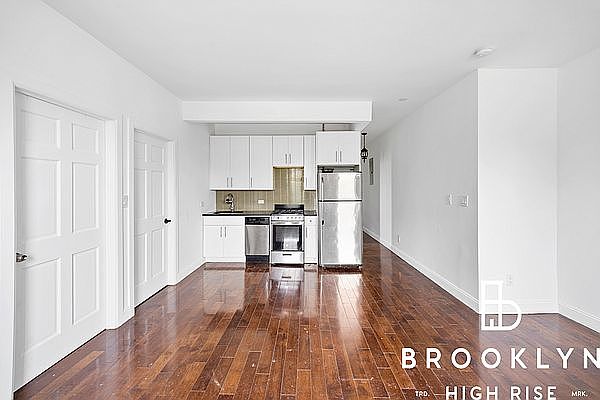 1st image of 161 Vernon Ave APT 1D