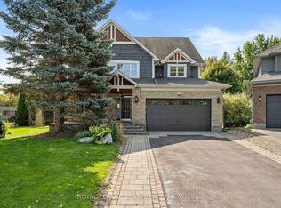 60 Ironside Ct, Ottawa, ON K2K 3H6