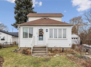 13 Spiers Cres, Cambridge, ON N1R 1B3