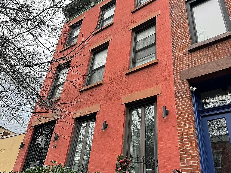 62 Saint Felix St #2 — Photo 1