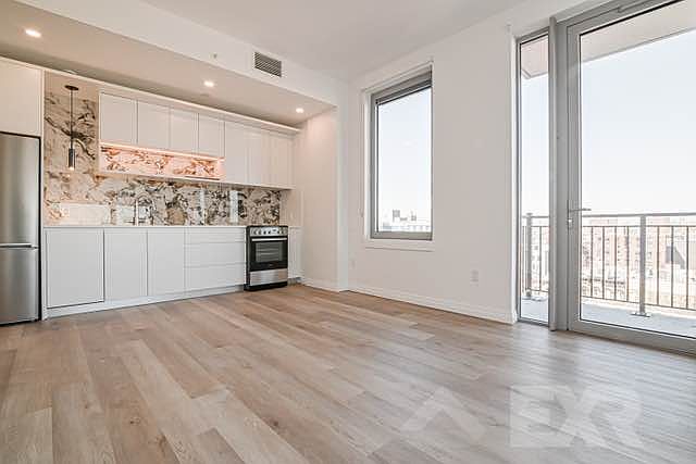 1st image of 957 Atlantic Ave #816