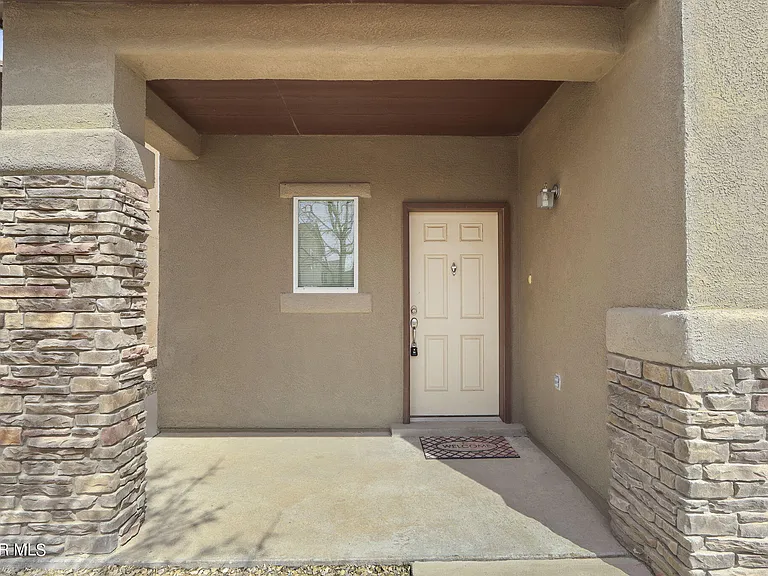 2240 Decamp Point Pl — Photo 4