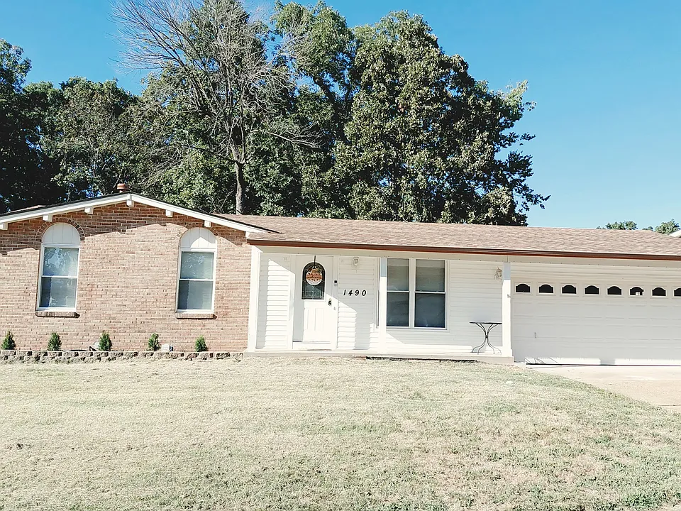 1490 Noche Ct