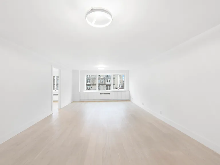 920 Park Ave #12B — Photo 3