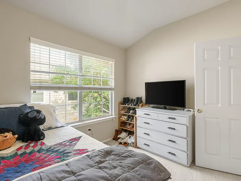 1900 Scofield Ridge Pkwy #1203 — Photo 23