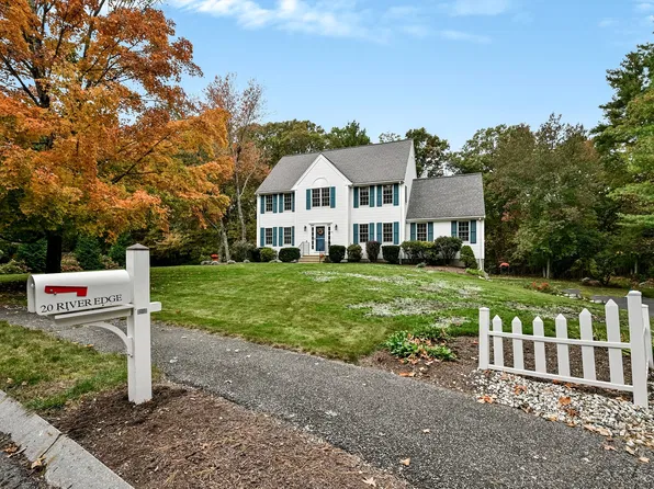 20 River Edge Rd, Mansfield, MA 02048