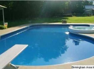 211 Shocco Springs Rd, Talladega, AL 35160
