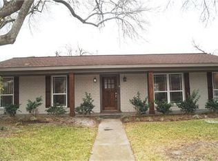 5515 Loch Lomond Dr, Houston, TX 77096