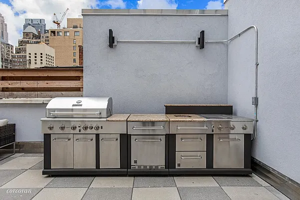 Rented by Corcoran | media 17