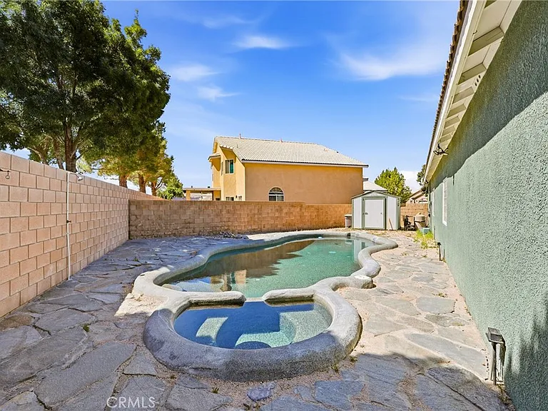 44154 Coral Dr — Photo 45