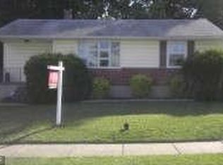 6811 Lenbern Rd, Baltimore, MD 21207