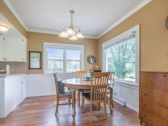 3rd image of 235 Leonard St NW