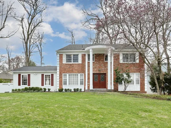 2 Windgate Drive, New City, NY 10956