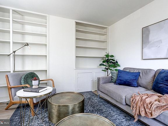 Plenty of living room storage!