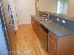 2112 Summit St, Columbus, OH 43201
