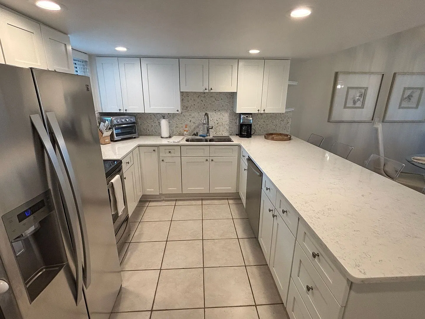 2 Bedroom/ 2 bath Ground Floor Condo with Direct Beach Access — Photo 3