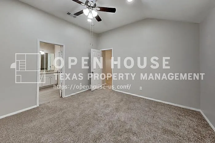1017 Cutting Horse Dr — Photo 8