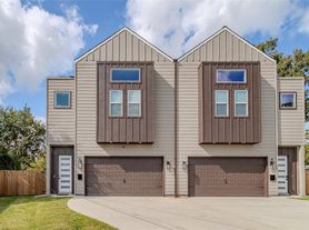 5901 Crest Ct, Houston, TX