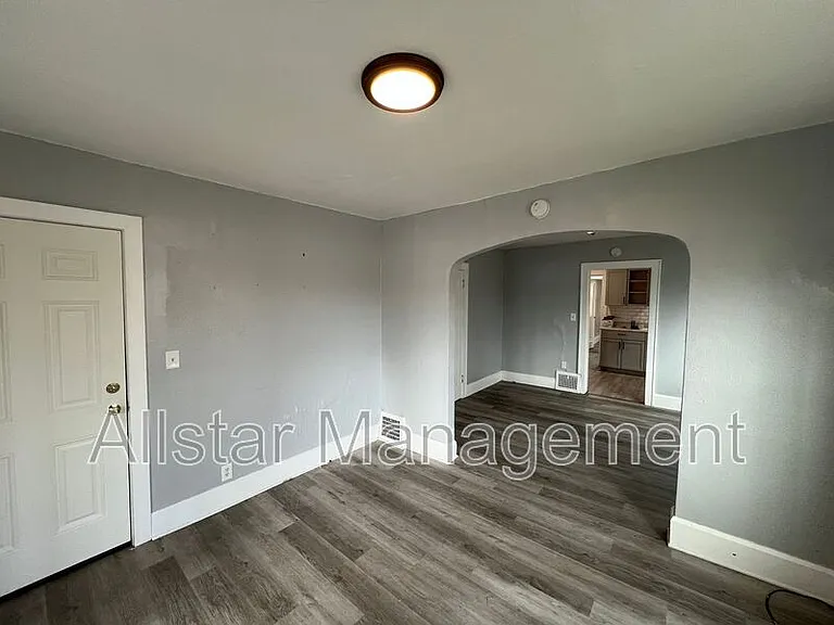 539 E Cuyahoga Falls Ave #1 — Photo 5