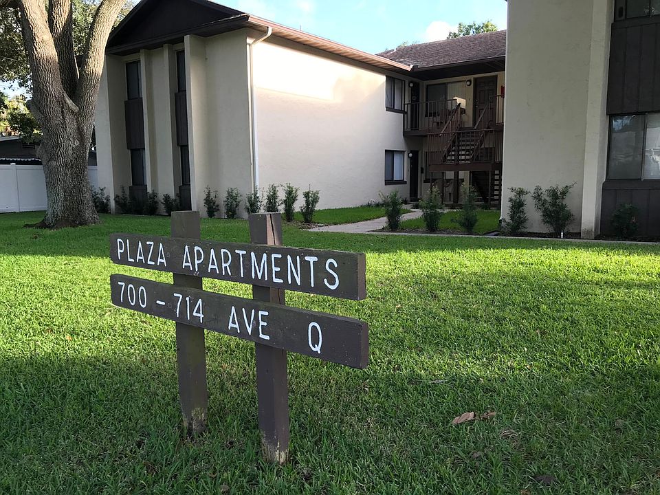 1st image of 702 Avenue Q SE